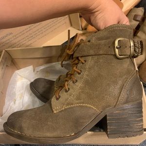 Born boots Mohave brand new in box
